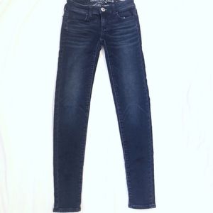 Super soft AE jeans, great condition!   Dark wash.